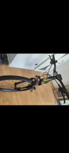 Kron bisiklet etiketi üstünde hatasız ayarında