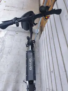 Onvo 12x plus 1600w çift motorlu, yokuş çıkabiliyor
