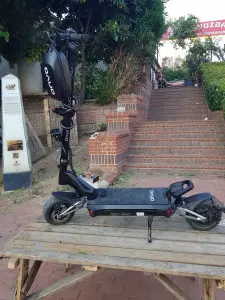 ONVO RX4 ÇİFT MOTOR 2400 VOLT elektrikli scooter bataryası sökülüyor takılıyor