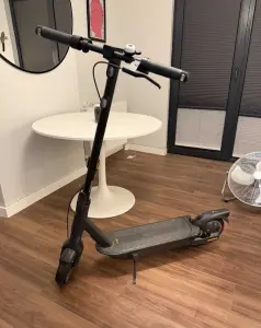 Segway Ninebot MAX G2 - 500 KM'de / Apple Bul Destekli / Temiz
