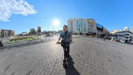 SEGWAY ZT3 Pro 1600 W 70 km Menzil Elektrikli Scooter 2 Yıl Garantili