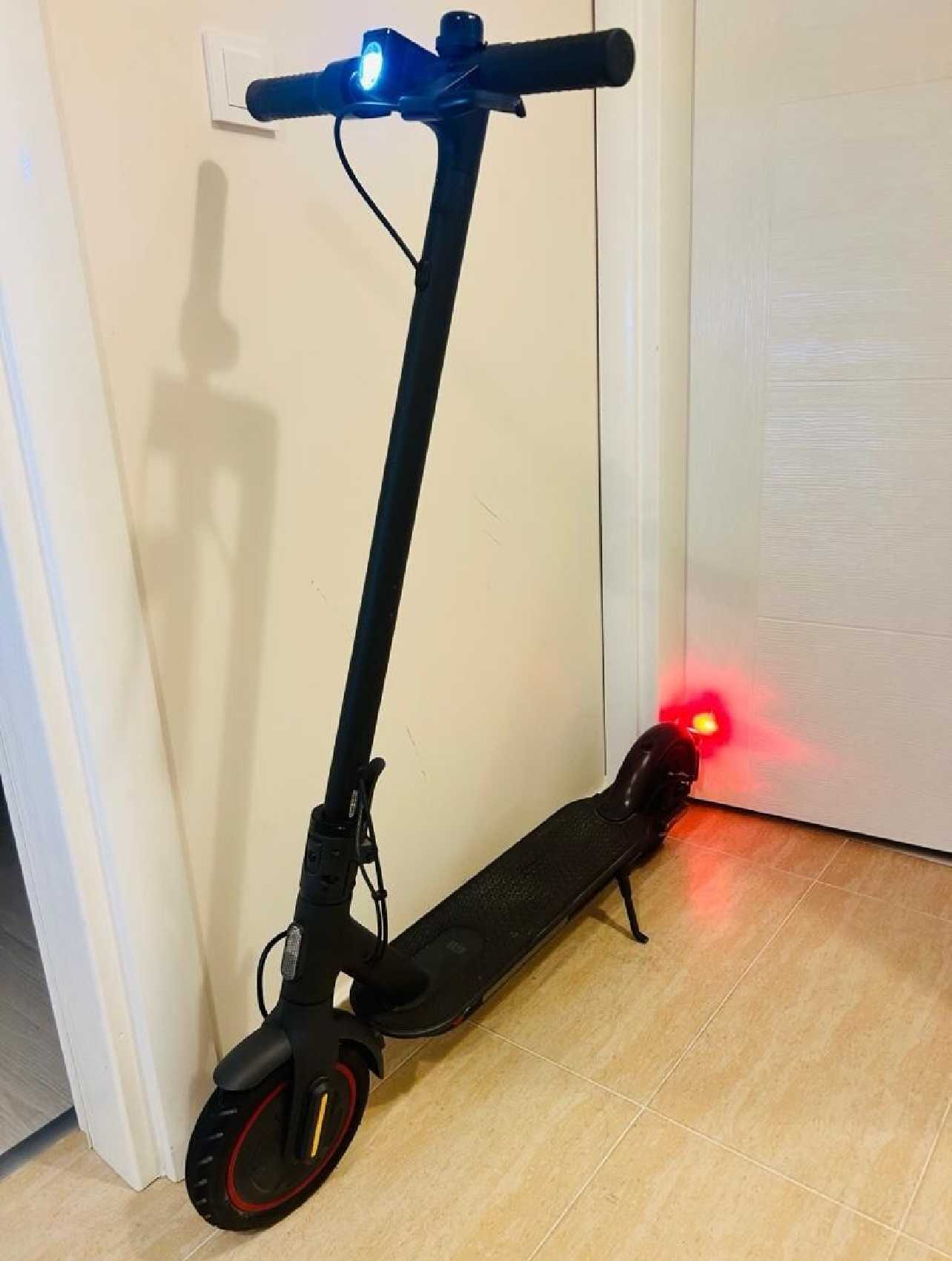 Xiaomi Mi Pro 2 Elektrikli Scooter (Şarj Döngü 26)